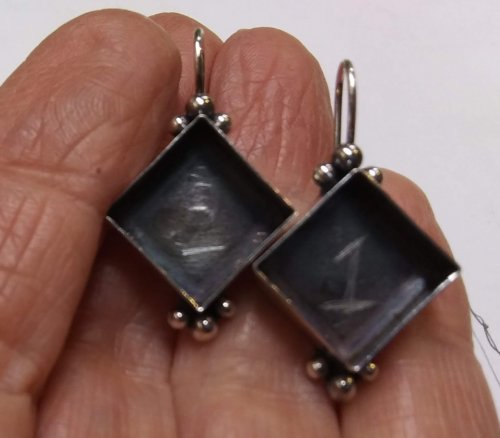 Judy Larson's Cobblestone Cab Earrings - , Metalwork, Sawing, Saw, Wire Saw, Butane Torch, Soldering, Solder, cobblestone earrings